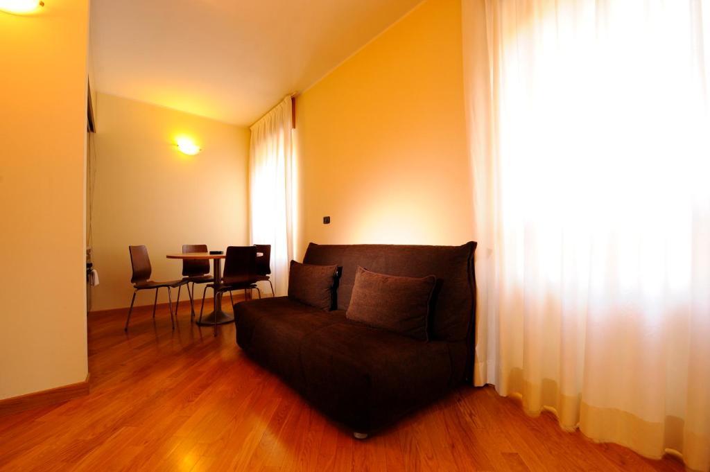 Corvetto Residence Porto Di Mare Milan Ruang foto